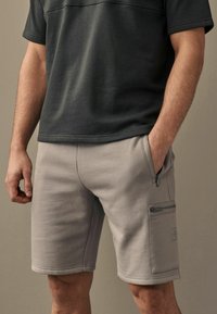 Next - UTILITY REGULAR FIT - Treningo apatinė dalis - grey Miniatiūros vaizdas 1