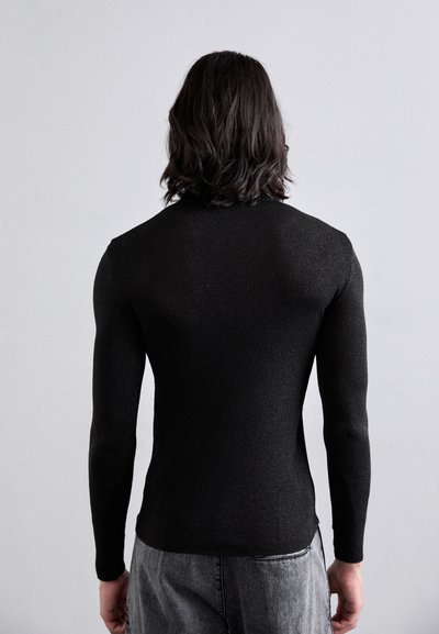 032c EQUINOX TURTLENECK - Strickpullover - black