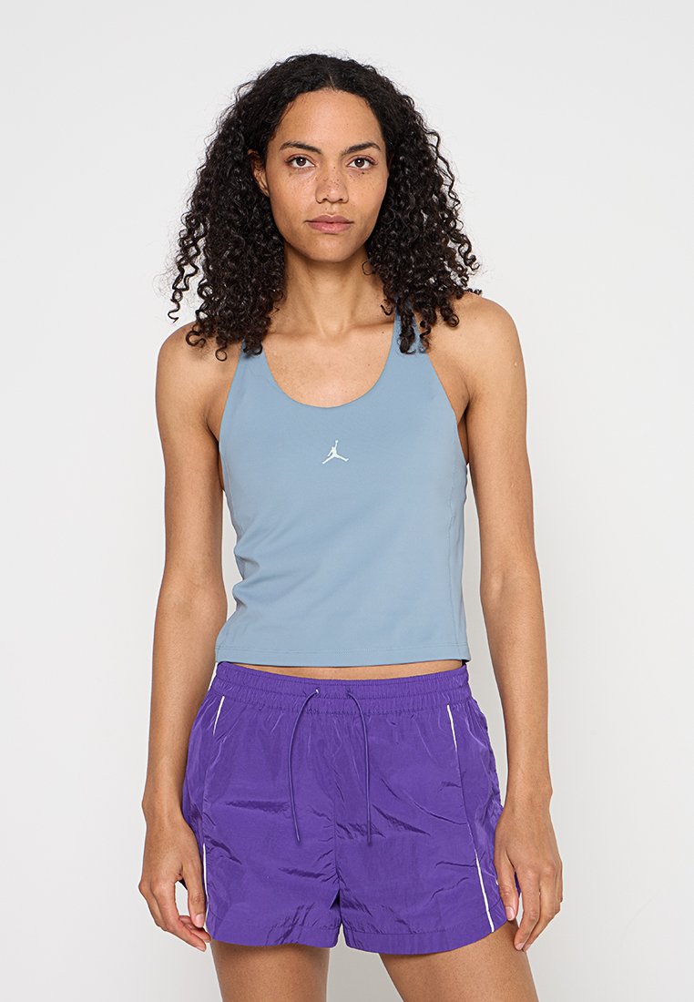 Jordan Sport T-shirt zilverkleurig