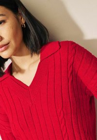 Next Trui - red