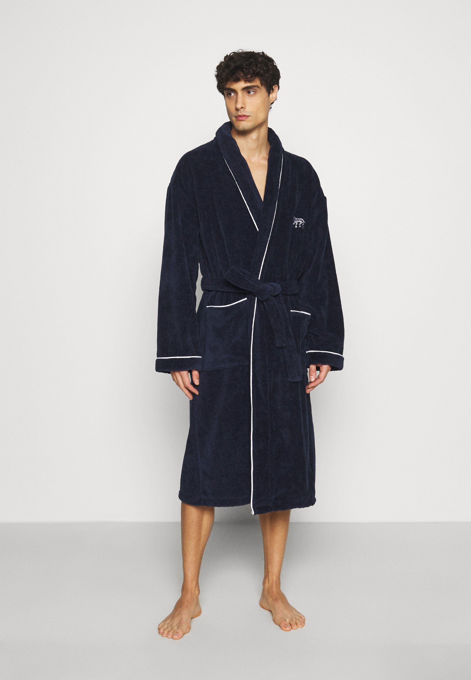 mens nike dressing gown
