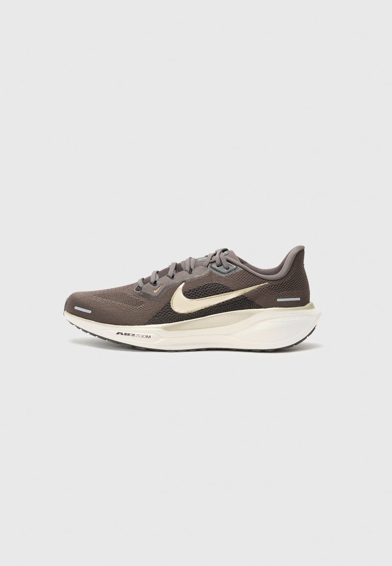 Nike Performance - AIR ZOOM PEGASUS 41 JAKOB INGEBRIGTSEN - Obuwie do biegania treningowe, Powiększ
