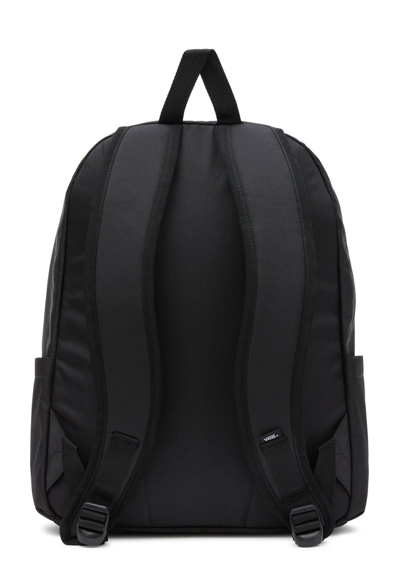 Mochila negra con correas para los hombros acolchadas, asa resistente y bolsillos laterales exteriores. Fabricada con un tejido duradero y de textura suave.