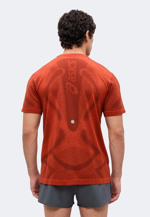 ASICS ROAD SEAMLESS - Sports T-shirt - singed red — photo 3