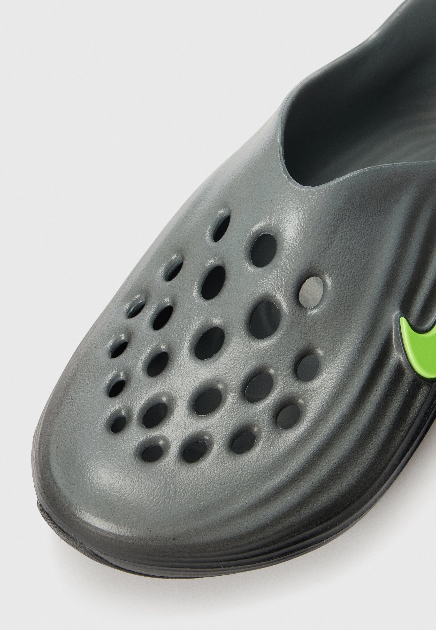 Nike Sportswear REACTX REJUVEN 8 UNISEX - Drewniaki i