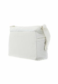 Sac bandoulière en toile blanche, forme rectangulaire, tissu texturé, doté d'une sangle réglable et d'une poche zippée sur le côté.