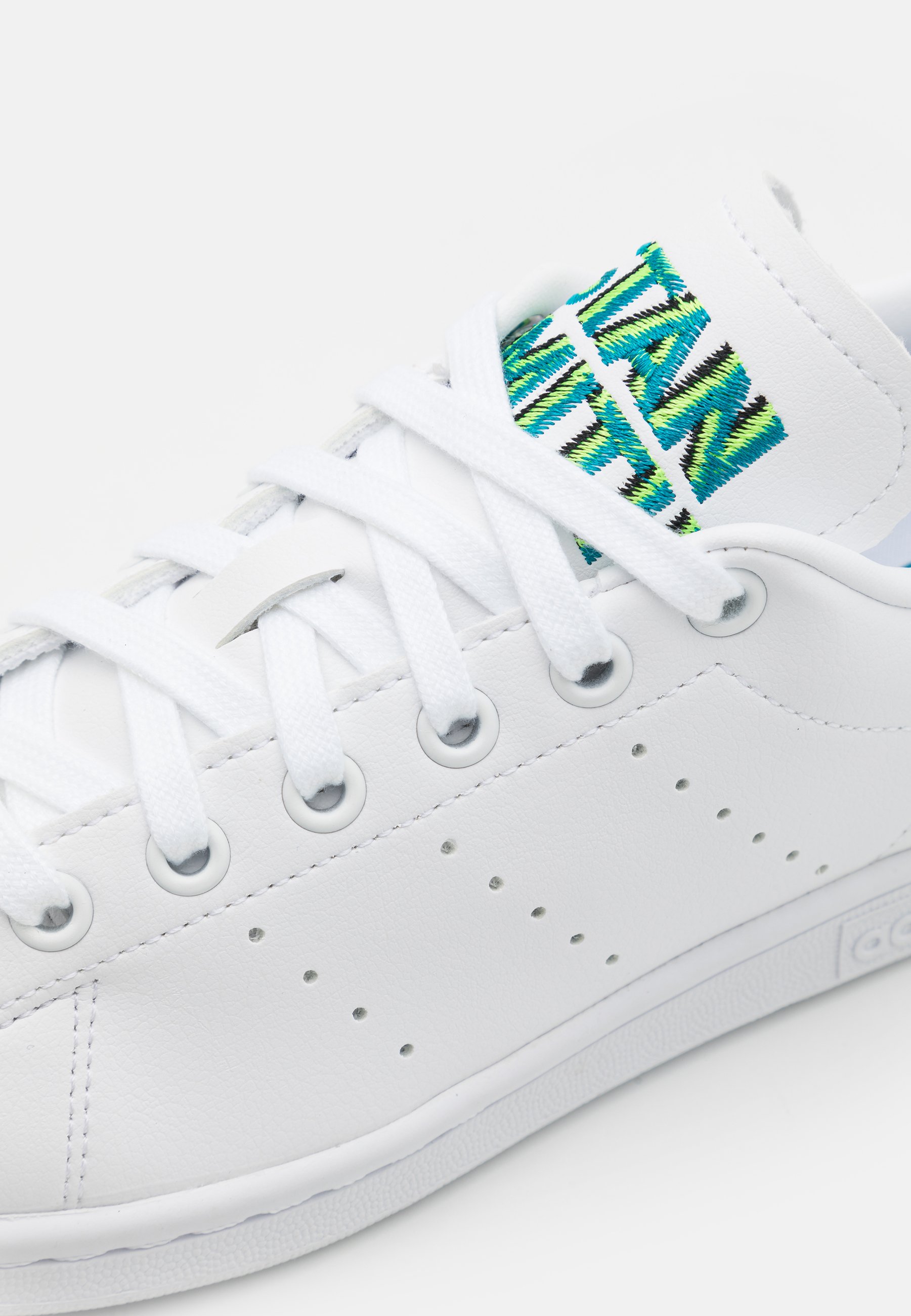 stan smith solar green