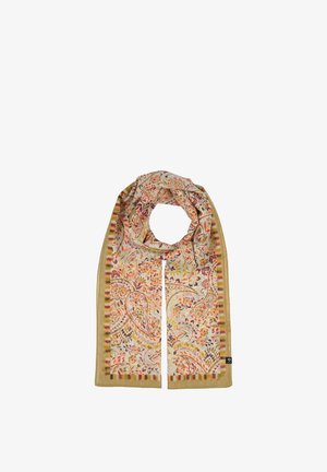 Világos bézs sál több színű virágos paisley mintákkal és csíkos szegéllyel, hurokba hajtva, végei lelógnak.