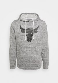 Šedá fleece mikina s texturovaným povrchem, na přední straně s černým logem býka a se stahovacími šňůrkami na výstřihu.
