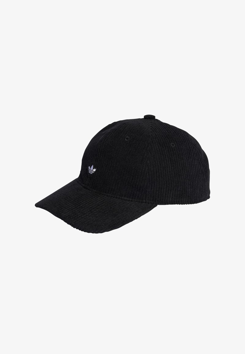 Čierna baseballová čiapka z kordovanej látky s prehnutým štítkom, na prednej strane s malým bielym logom Adidas. Textúrovaná tkanina s prešitými detailmi.