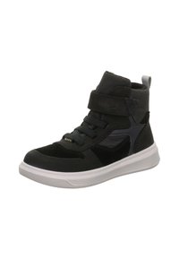 Schwarzer High-Top-Sneaker mit einem Obermaterial aus Stoff und Wildleder, Gummisohle, verstellbarem Klettverschluss und strukturierten Akzenten. Verfügt über graue Details.