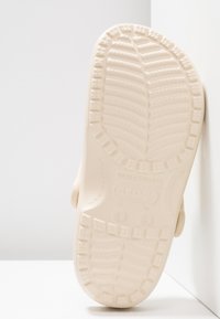 Crocs CLASSIC UNISEX - Zoccoli - winter white