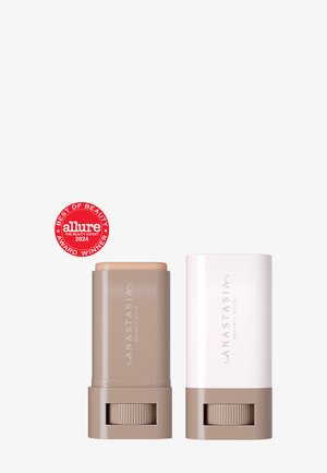 BEAUTY BALM SERUM BOOSTED SKIN TINT - Tinted moisturiser - shade 4
