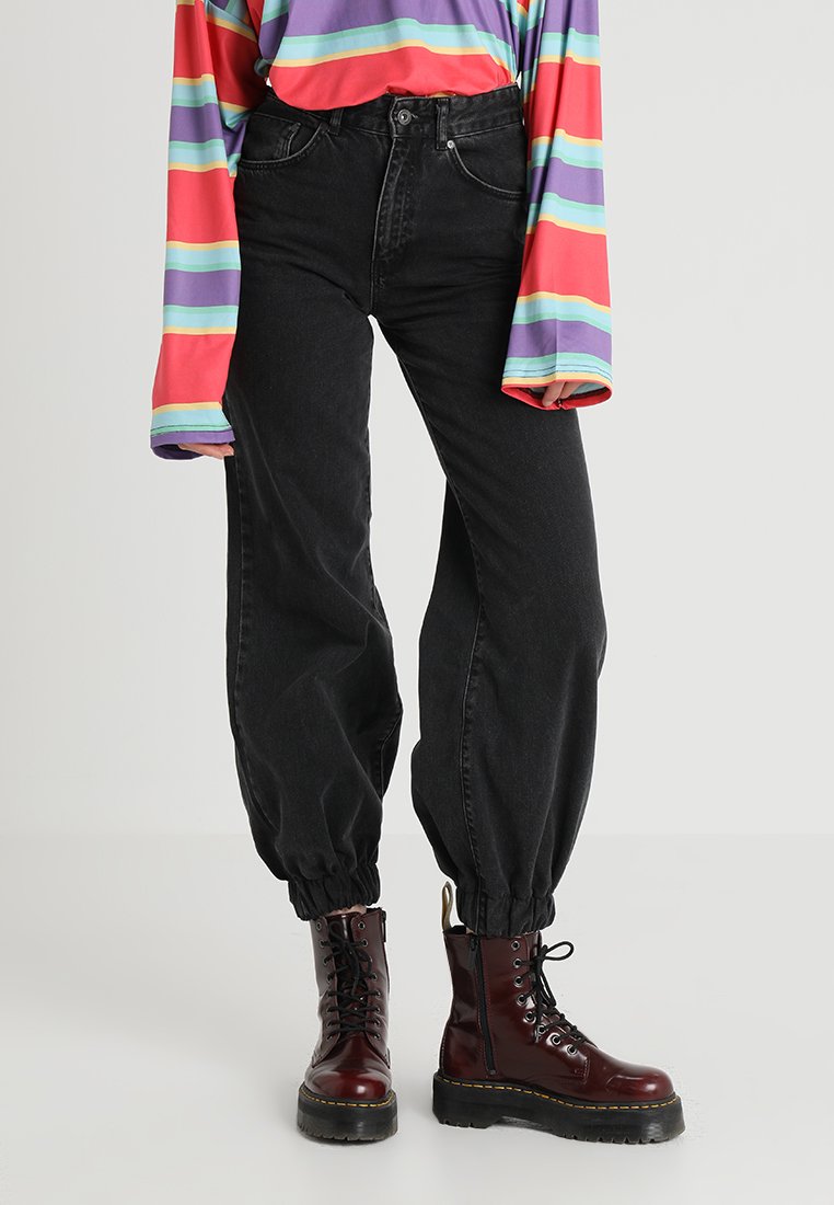 the ragged priest jog on jeans