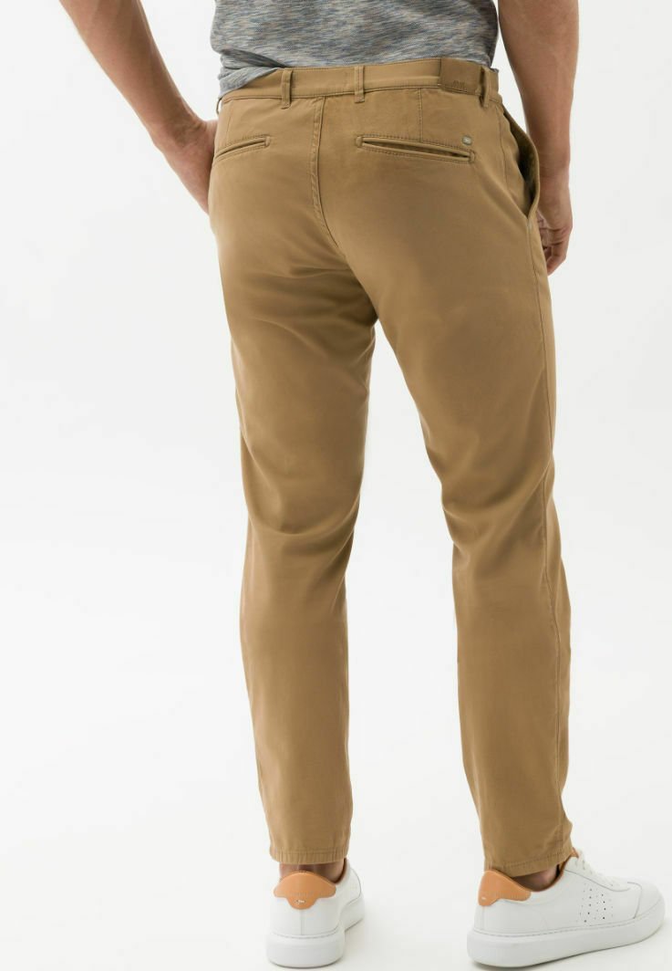 BRAX Estilo Silvio Hi-Flex: Slim Chino Pantalones, Arena, 35W X 30L Para Hombre