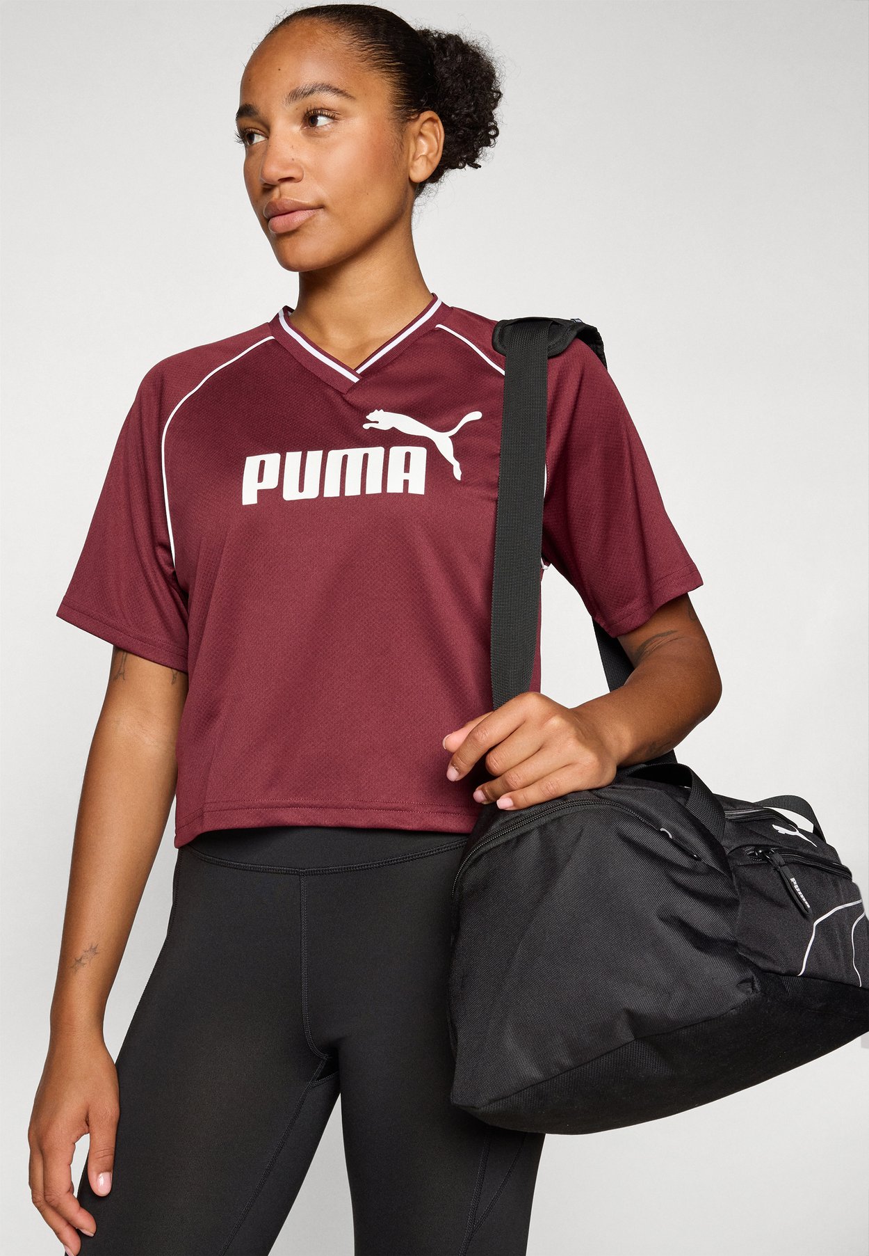 RELAXED CROPPED FOOTBALL