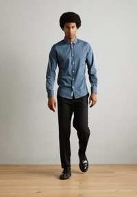 Scotch & Soda SEASONAL ESSENTIALS STRIPED SHIRT - Formāls krekls - night