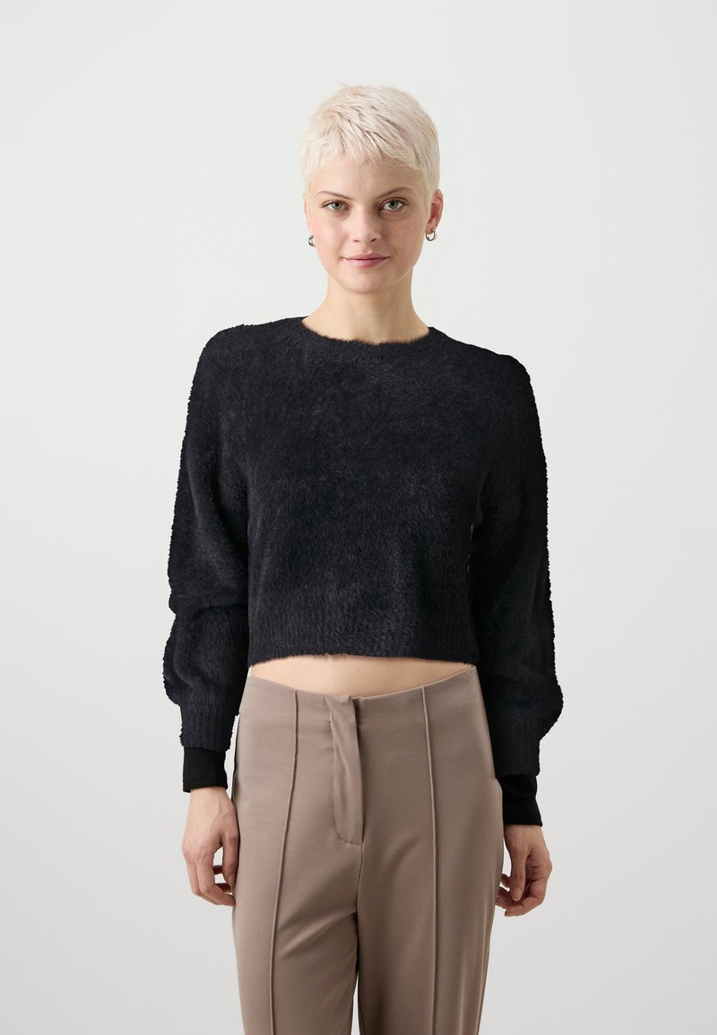 ONLY Petite ONLPIUMO - Pulover - black