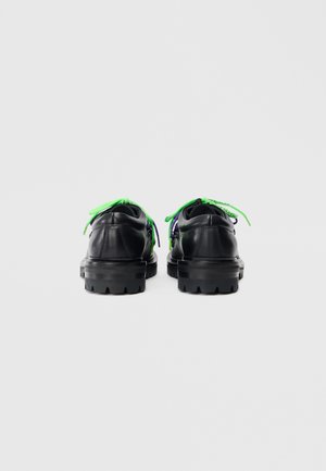 Κατάταξη 13: OFF-WHITE - HERITAGE - Παπούτσια με κορδόνια