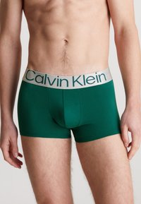 Calvin Klein Underwear TRUNK 3 PACK CKR STEEL COTTON - Calzoncillos - june bug cool water evening blue
