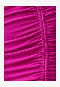 Vybráno, fuchsia pink