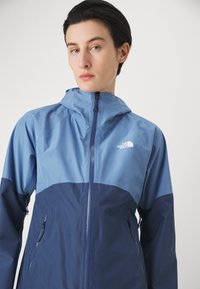 The North Face DIABLO DYNAMIC ZIP IN JACKET - Jachetă impermeabilă - indigo stone/shady blue