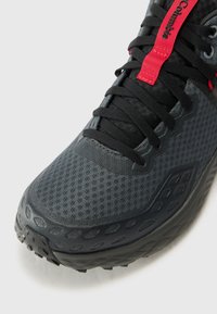 Columbia KONOS - Hikingschuh - dark grey/mountain red