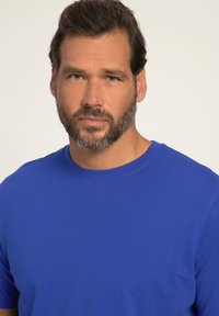 JP1880 RUNDHALSAUSSCHNITT - T-paita - blue