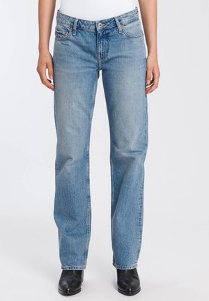 Lichtblauwe recht gesneden jeans van denim, met een rits-vly, vijf zakken en een klassiek ontwerp met subtiele vervaging en stiksels.