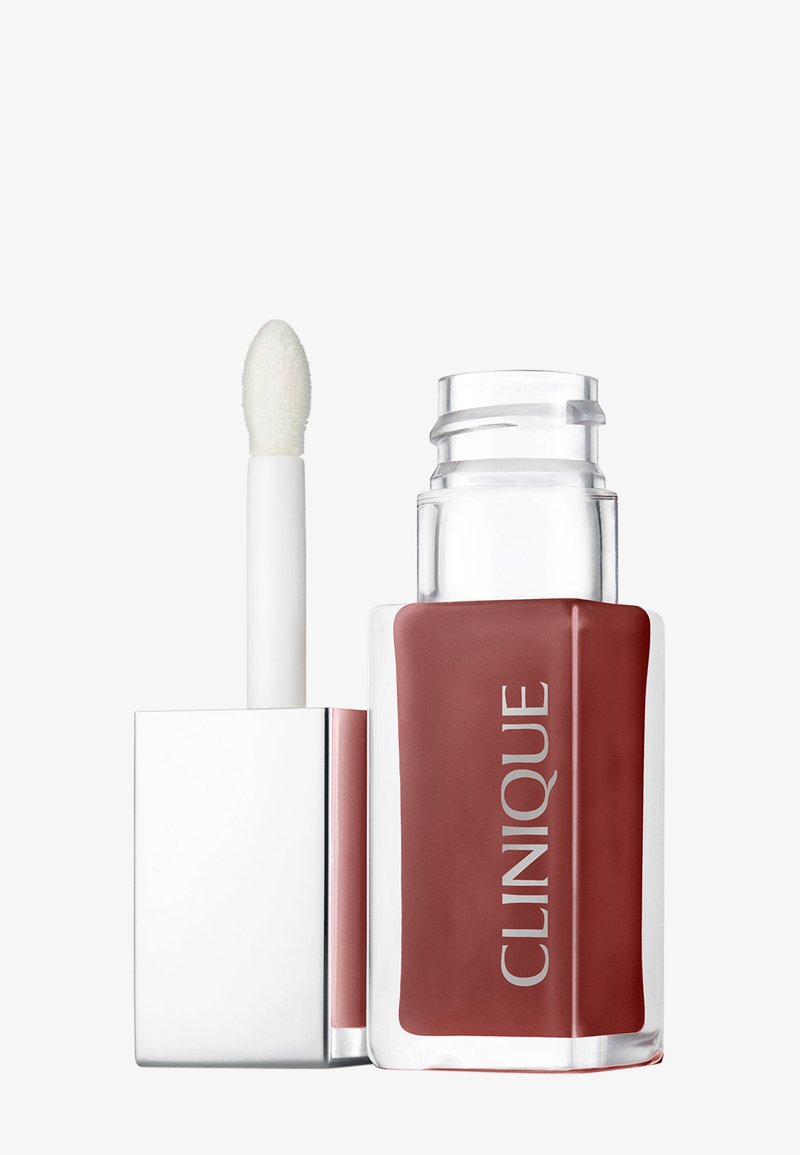 Clinique leppfarge i gjennomsiktig rektangulær flaske, matt mauve nyanse, med hvit doe-foot applikator og sølv aksenter.