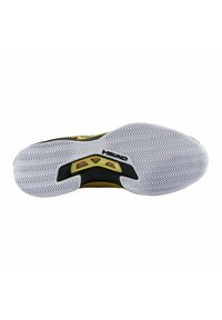 Suela de zapatilla deportiva negra y amarilla con una suela exterior de goma blanca con patrón, que presenta un logotipo destacado del fabricante y un área acolchada.