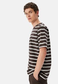 Koton - T-shirt z nadrukiem