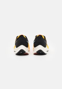 nike air zoom pegasus 38 hkne