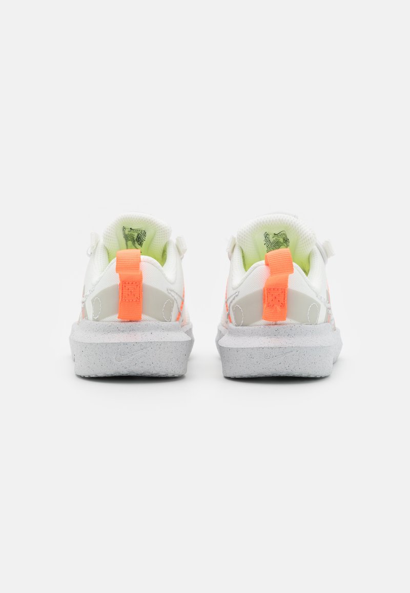 Kinder Sneaker low | Nike Sportswear CRATER IMPACT UNISEX Sneaker low summit white/grey fog/platinum tint/photon dust/white/hype Kinder Sneaker low | Nike Sportswear CRATER IMPACT UNISEX Sneaker low summit white/grey fog/platinum tint/photon dust/white/hype