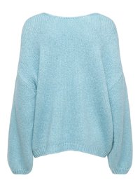 Vaaleansininen ylisuurikokoinen neulepusero pörröisellä pintakuviolla, leveillä hihoilla ja pyöreällä pääntiellä. Siinä on resorit helman ja hihansuiden kohdalla.