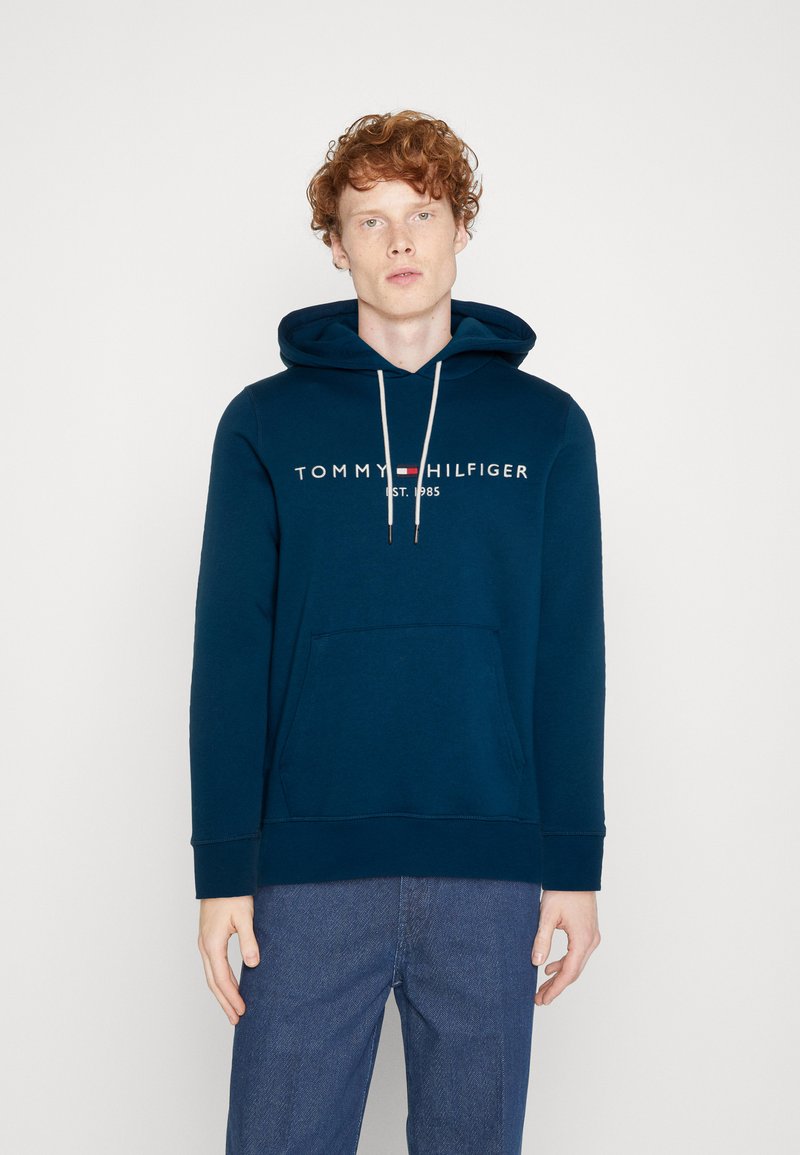 Tommy Hilfiger LOGO - Felpa con cappuccio - deep indigo