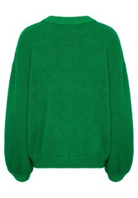 Vihreä neulepaita, jossa on rento malli, pyöreä pääntie ja pallosovitukset. Pehmeä pinta ilman näkyviä kuvioita tai koristeita.