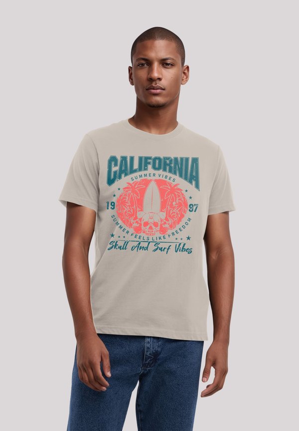 CALIFORNIA SKULL SUMMER VIBES - T-Shirt print - sand
