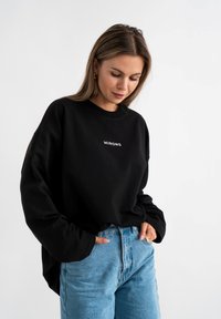 MIRONS Longsleeve - black