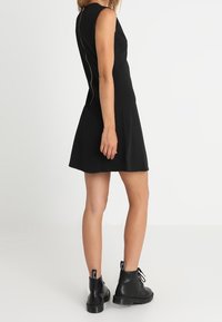 Molly Bracken Cocktailklänning - black