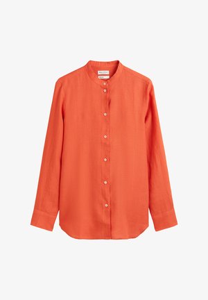 Koszula z długim rękawem i kołnierzykiem w jaskrawym pomarańczowym kolorze, uszyta z lnianego materiału. Zapięcie na guziki z przodu oraz gładka struktura. Charakteryzuje się lekko zaokrąglonym dołem i mankietami.