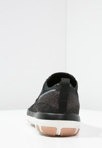 Nike Performance Zapatillas de entrenamiento - black