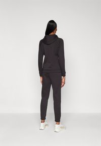 Puma CLASSIC HOODED TRACKSUIT SET - Chándal - black