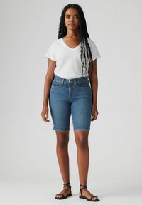 Levi's® SHAPING BERMUDA SHORTS - Jeansshorts - double duty short