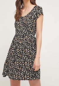 ONLY Vapaa-ajan mekko - off-white