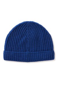 Berretto lavorato a maglia blu con una texture a coste, caratterizzato da un risvolto e una finitura liscia sulla parte superiore. Realizzato in un materiale morbido e caldo.