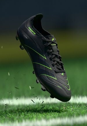 adidas Performance PREDATOR LEAGUE - Firm-ground football boots - core black/carbon/lucid lemon