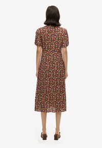 Superdry & Co PRINTED BUTTON-UP SHORT SLEEVE MIDI TEA - Abito a camicia - ditsy brown