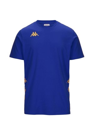 T-shirt blu reale in cotone con scollo rotondo. Presenta un logo Kappa dorato sul petto e loghi aggiuntivi lungo i lati.