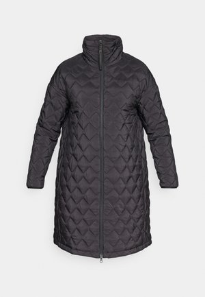 Svart quiltad pufferjacka med hög krage och full dragkedja fram, med ett diamantmönster och långa ärmar. Slät textur, knälång design.